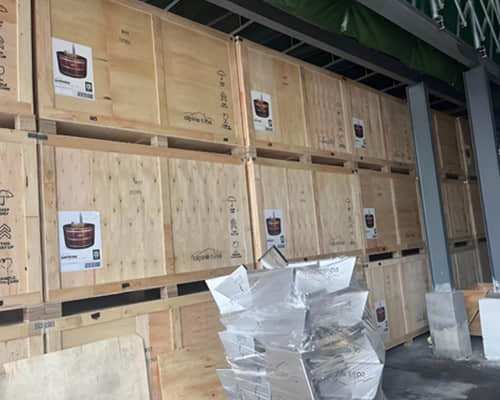 Ванны на открытом воздухе, которые мы производим, упакованы в деревянные ящики, так что вы можете на