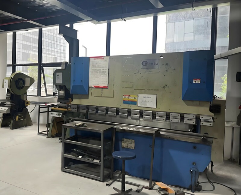 Дисплей цеха механической обработки