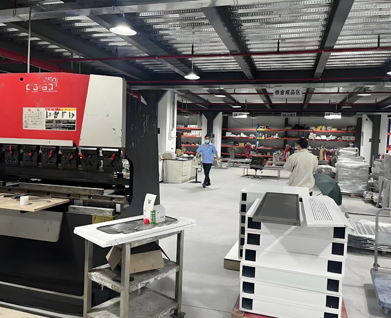 Дисплей цеха механической обработки