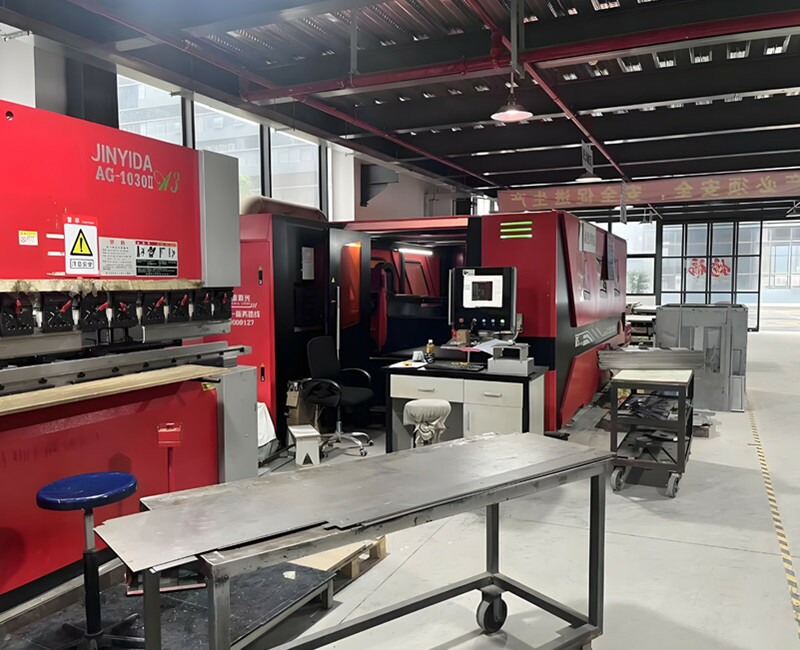 Дисплей цеха механической обработки