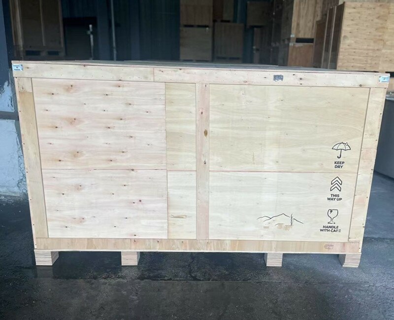 Витрина склада товаров Витрина склада товаров